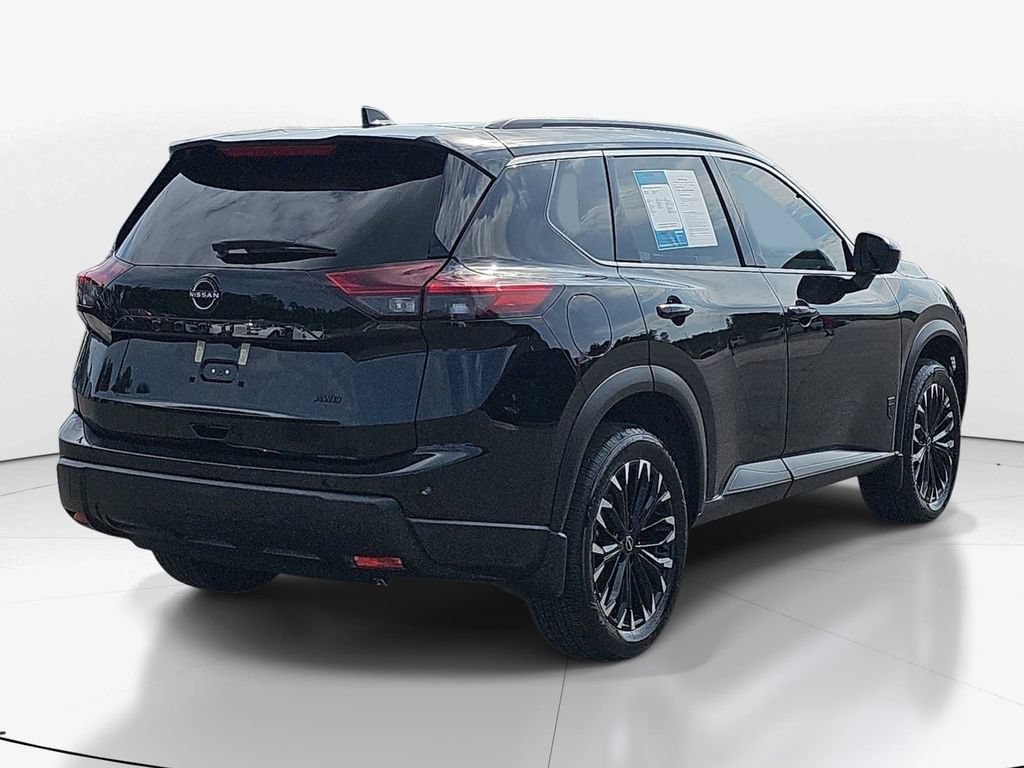 Used 2026 Nissan Rogue Dark Armor AWD/4WD image 6