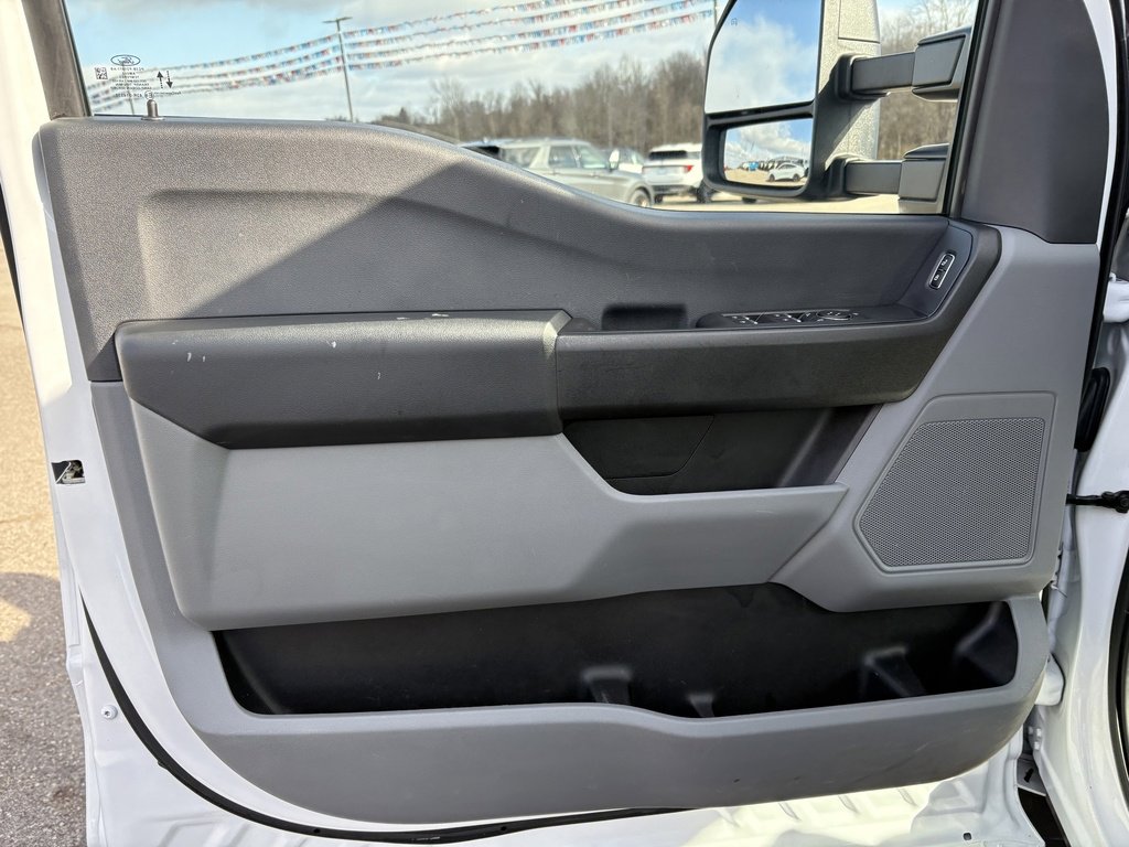 Used 2023 Ford F350 XL w/ Snow Plow Prep Package image 32