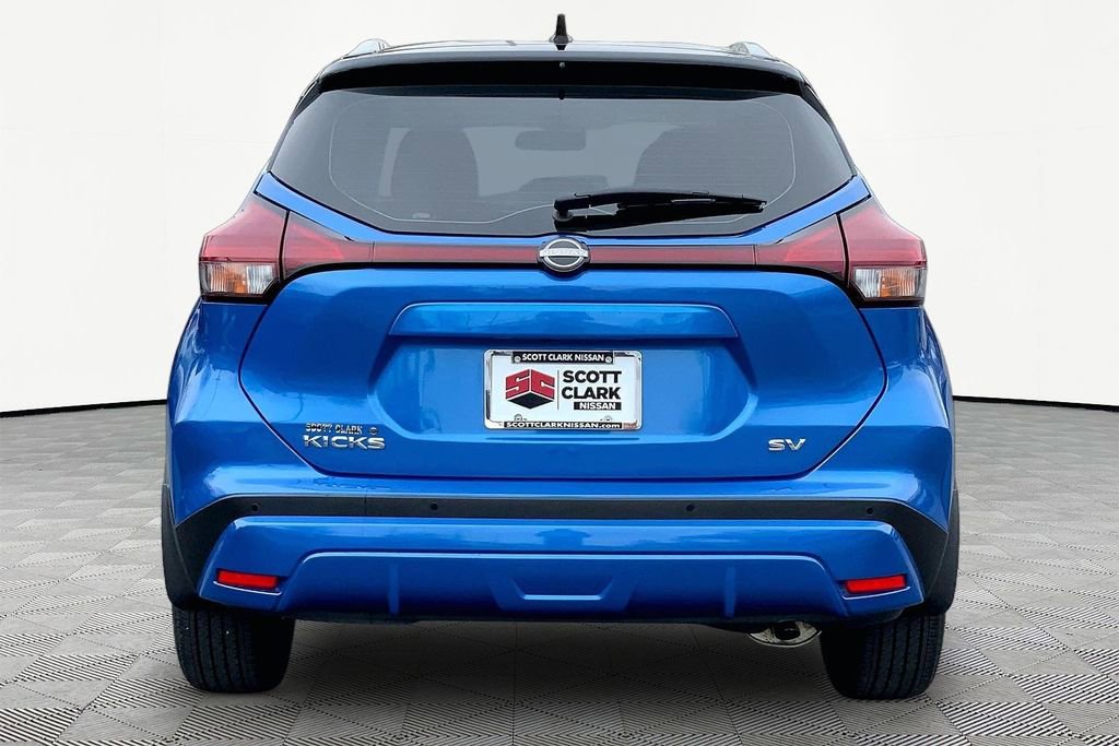 Used 2023 Nissan Kicks SV image 6