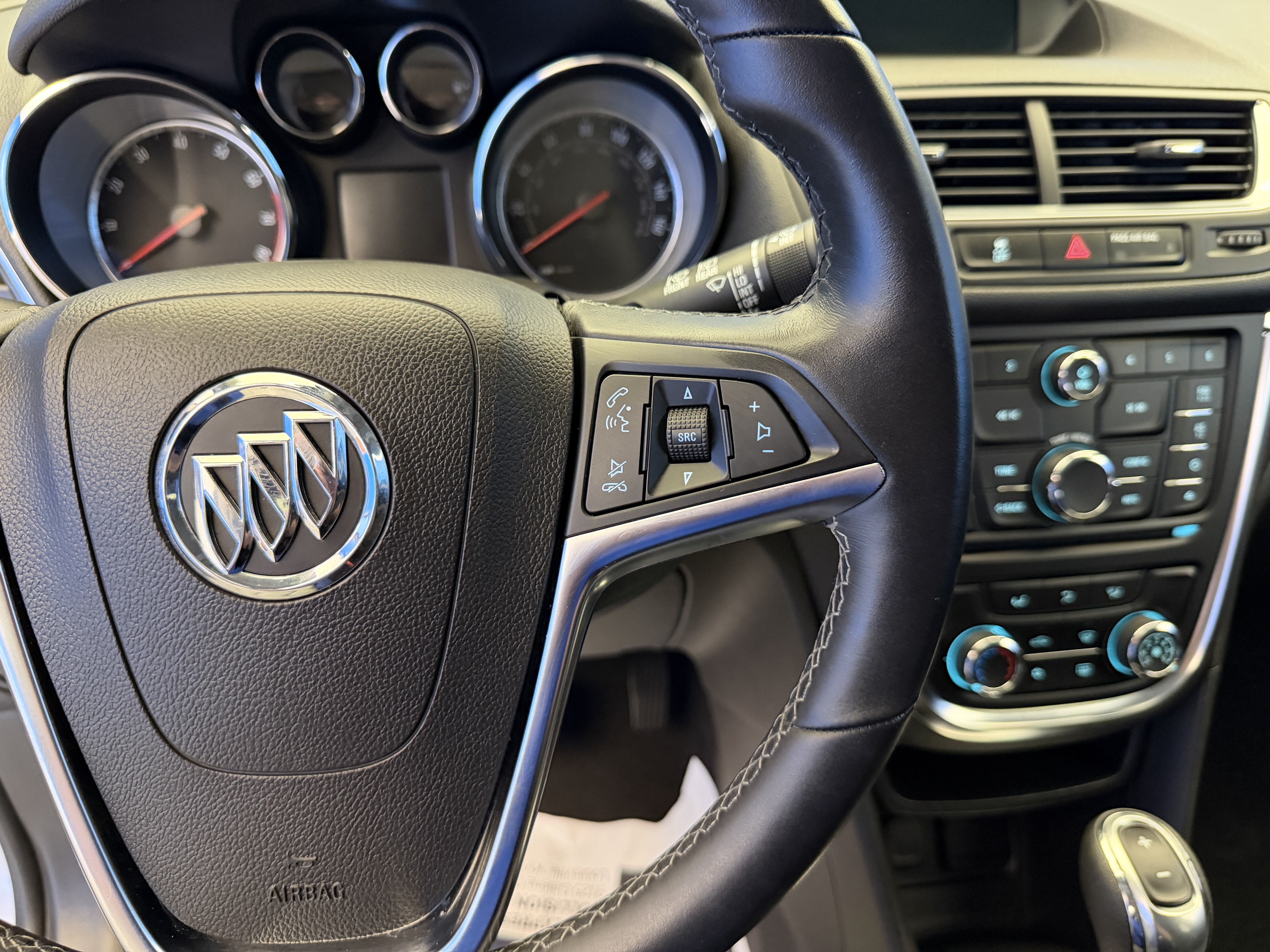 Used 2016 Buick Encore FWD image 16