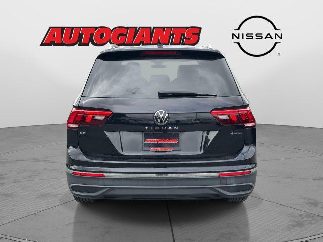 Used 2024 Volkswagen Tiguan SE AWD/4WD image 4