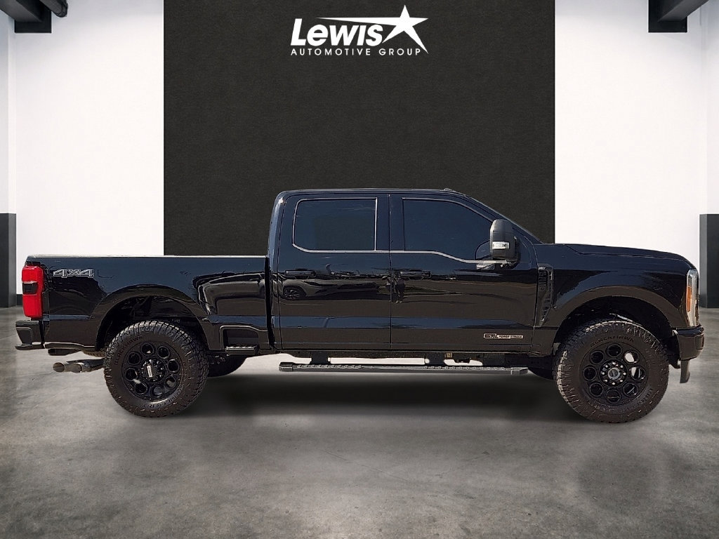 Used 2023 Ford F350 XLT w/ Black Appearance Package AWD/4WD image 5