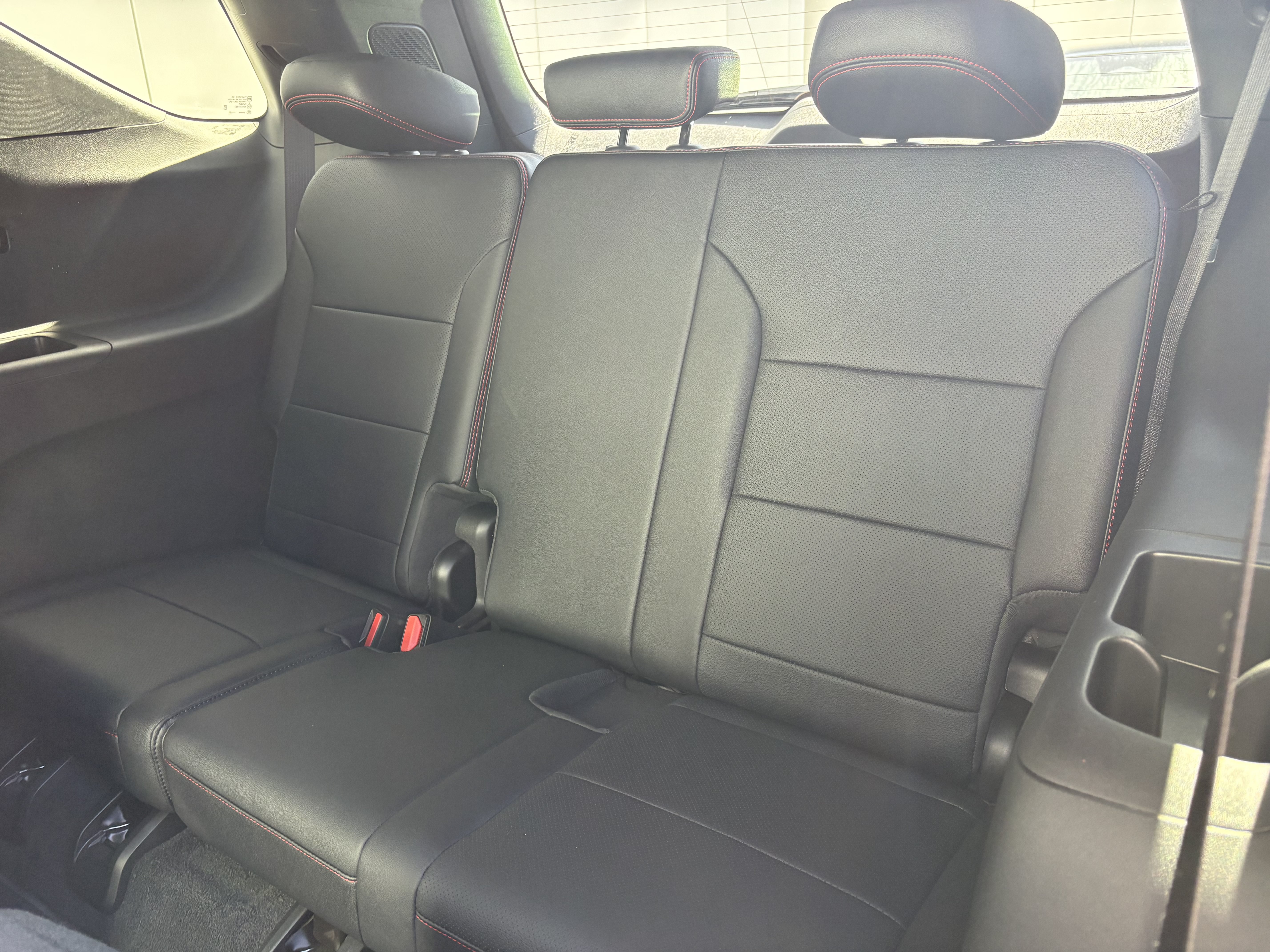Used 2025 Chevrolet Traverse RS AWD/4WD image 14