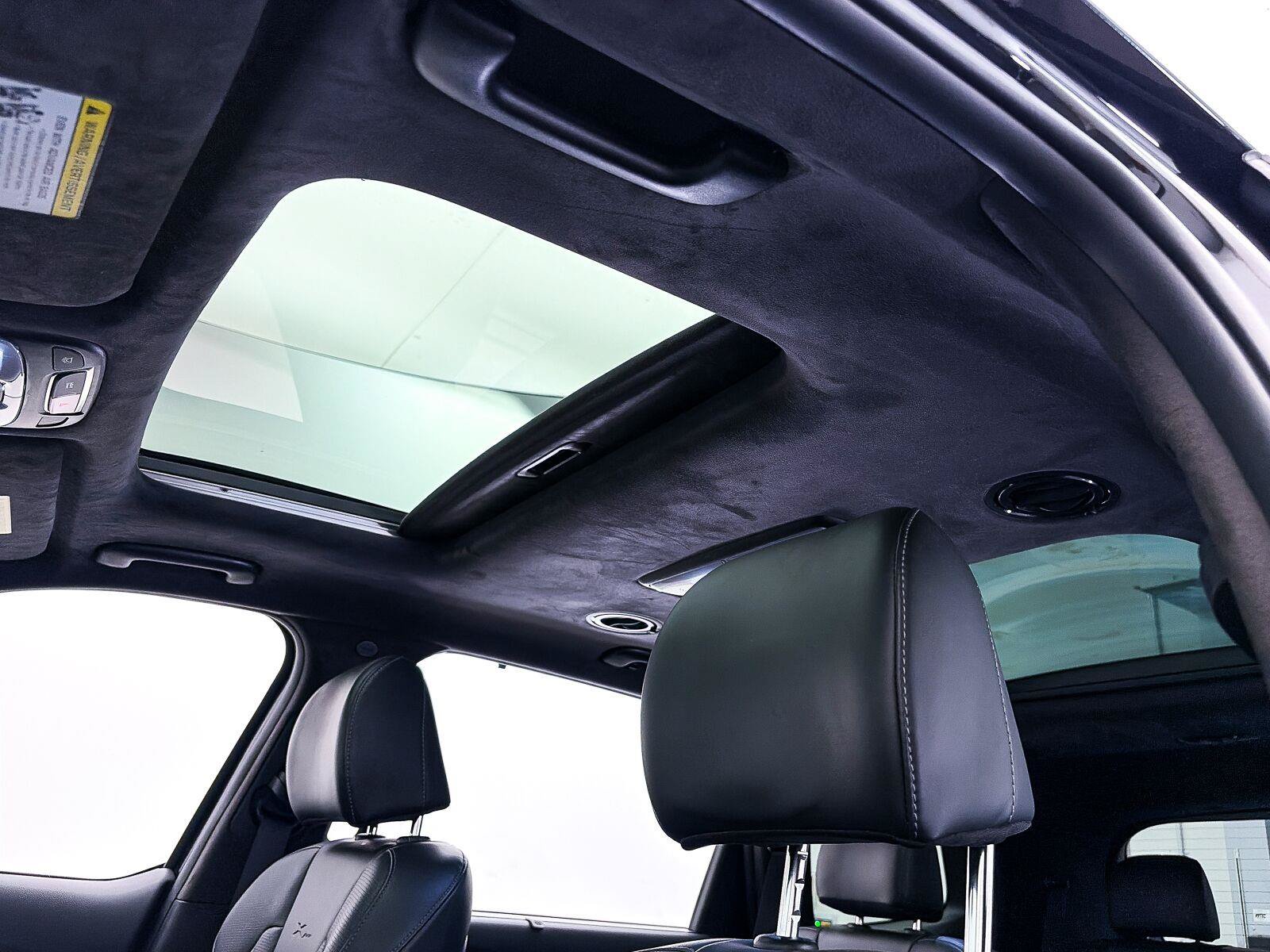 Certified 2025 Kia Telluride SX Prestige X-Line AWD/4WD image 3