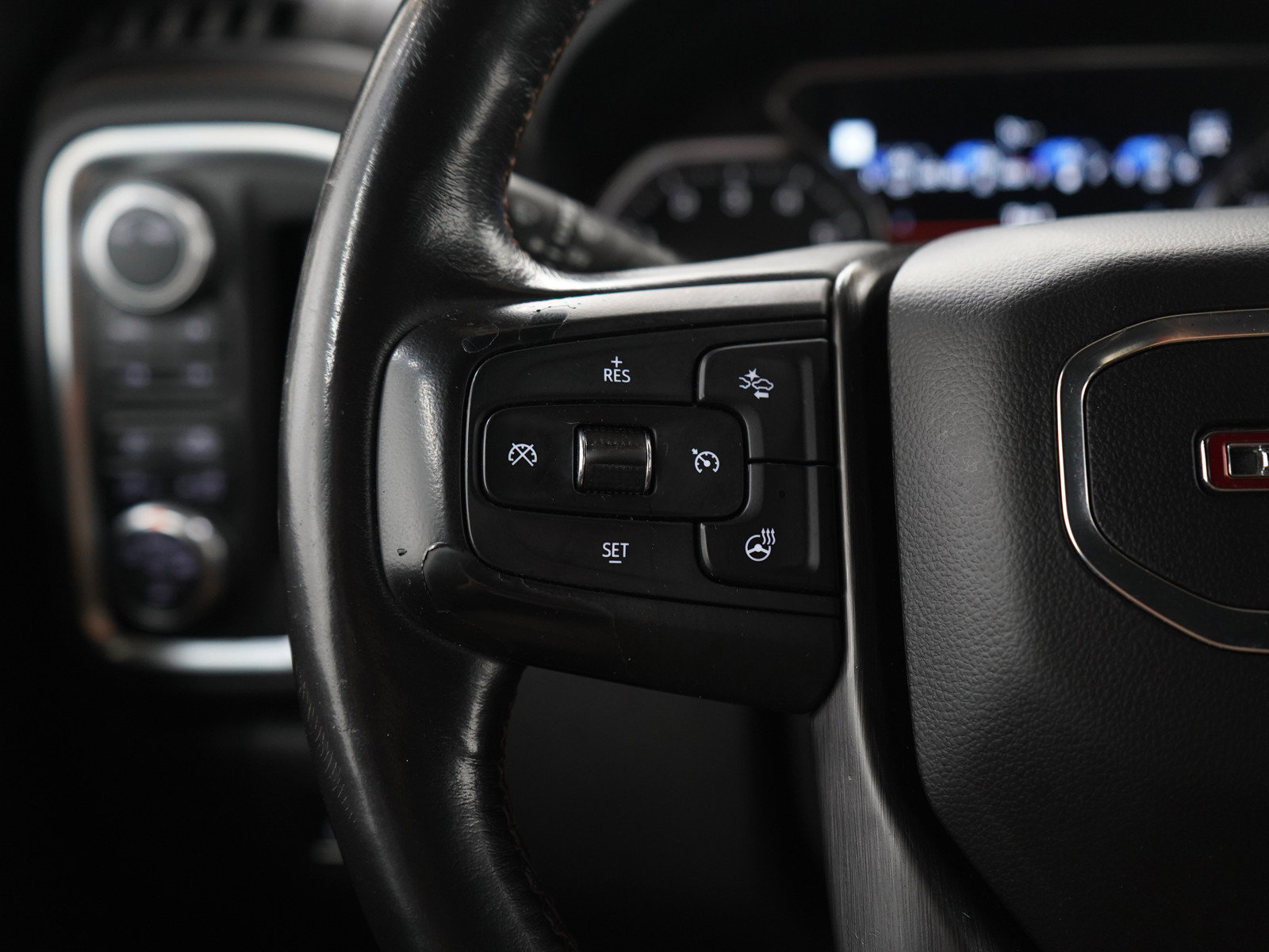 Used 2020 GMC Sierra 1500 AT4 w/ AT4 Premium Package AWD/4WD image 24
