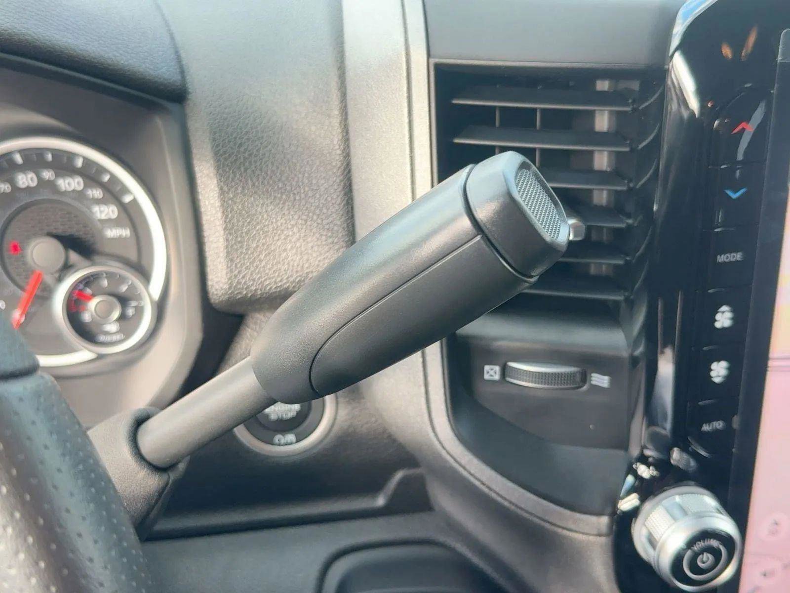 New 2026 RAM 3500 Tradesman image 27