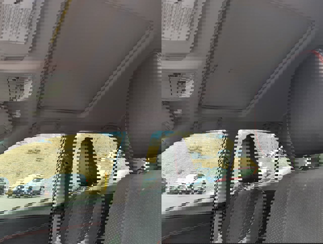 Used 2017 Toyota Camry XSE w/ Moonroof Package image 12