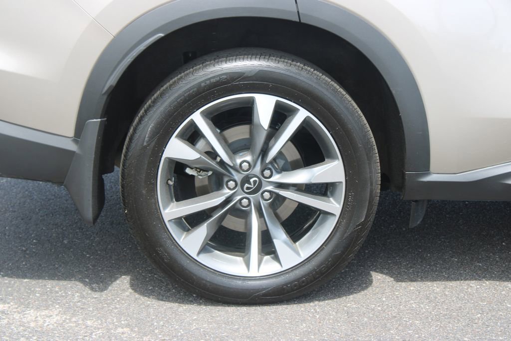 Used 2025 INFINITI QX60 Luxe AWD/4WD image 13
