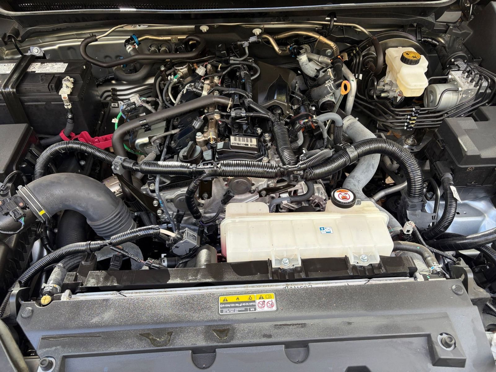 Used 2025 Toyota Tacoma TRD Off-Road image 28