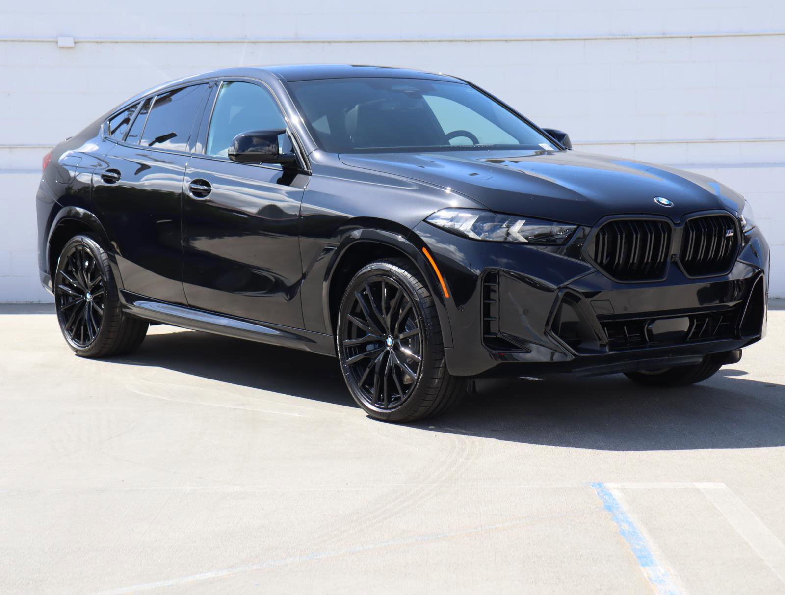 New 2026 BMW X6 M60i image 1
