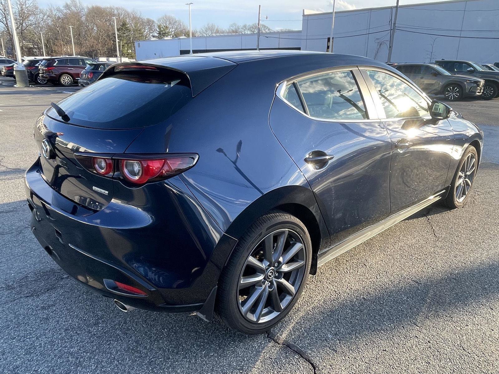 Used 2025 MAZDA MAZDA3 s image 2