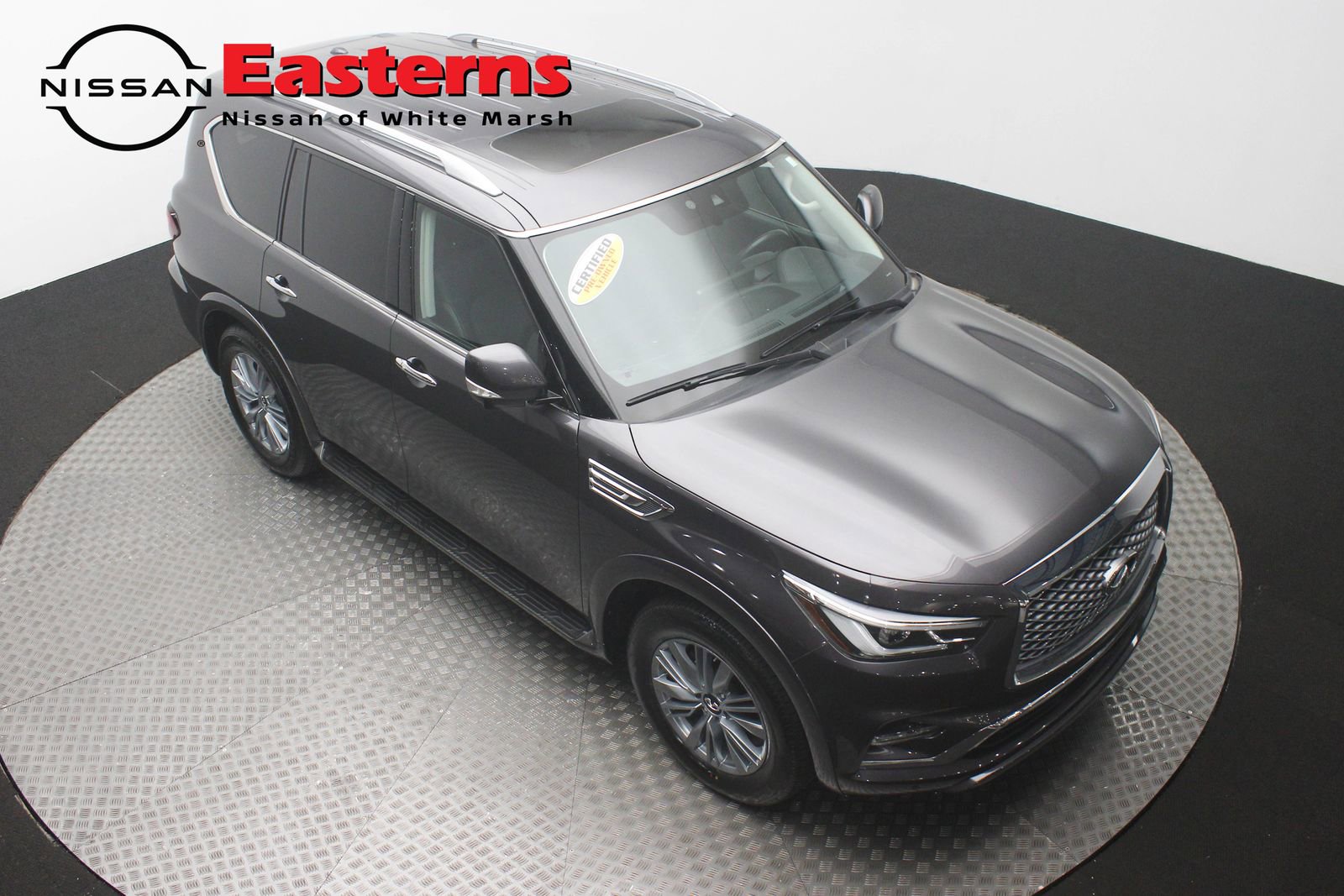 Used 2024 INFINITI QX80 Luxe RWD image 3