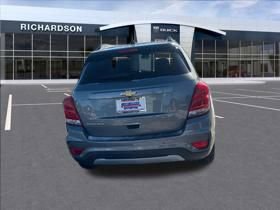 Used 2020 Chevrolet Trax LT w/ Sun & Sound Package image 7