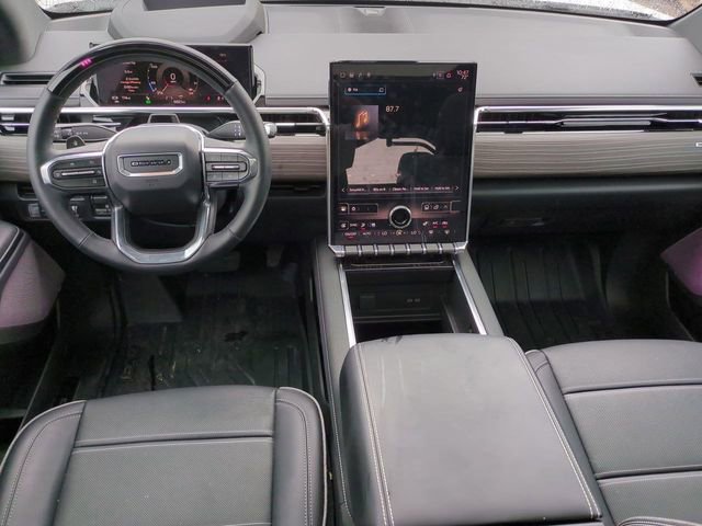 Used 2025 GMC Sierra EV Denali image 14