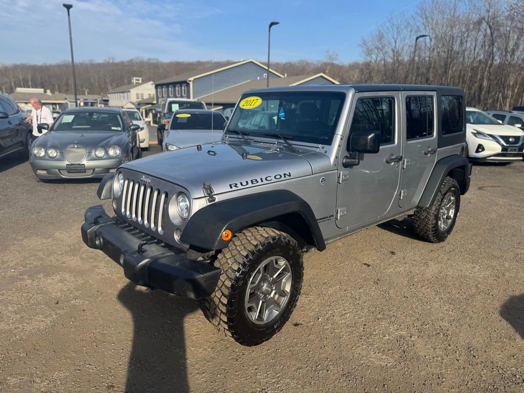 Used 2017 Jeep Wrangler Unlimited Rubicon w/ Connectivity Group AWD/4WD image 1