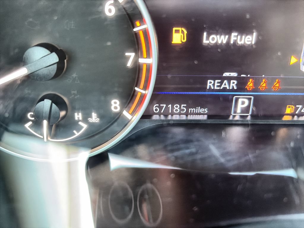 Used 2023 Nissan Altima 2.5 SR FWD image 12