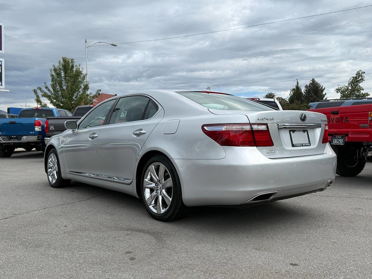 Used 2008 Lexus LS 600h L image 6