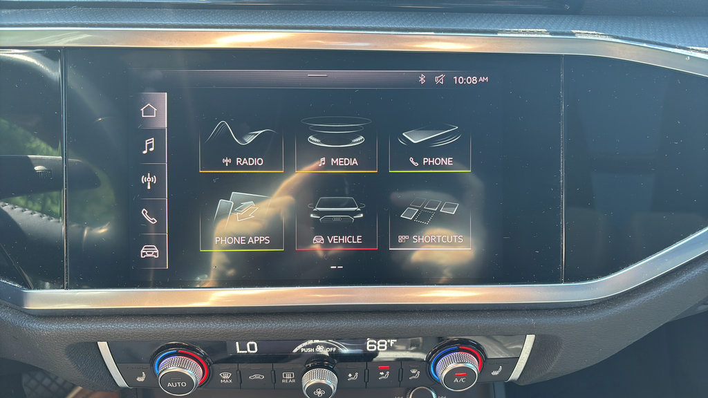 Used 2019 Audi Q3 2.0T Premium AWD/4WD image 15