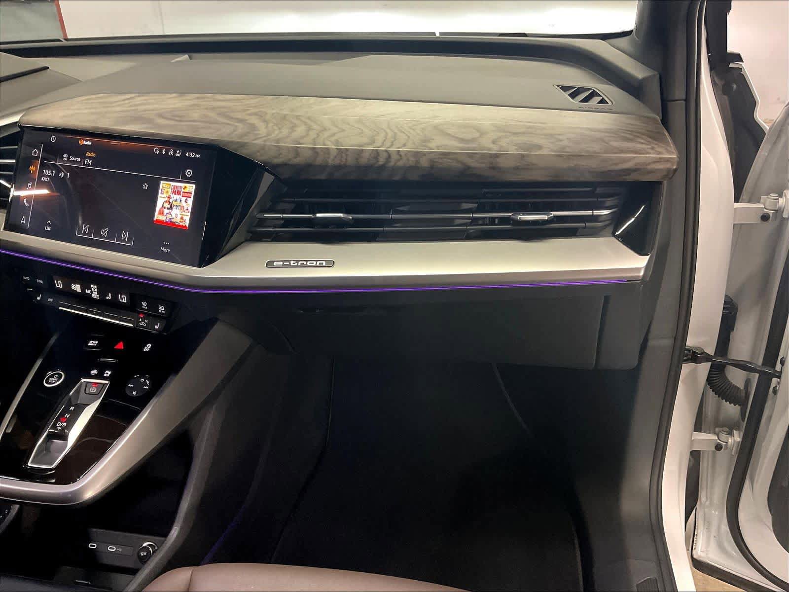 Used 2023 Audi Q4 e-tron Premium Plus w/ Premium Plus image 17