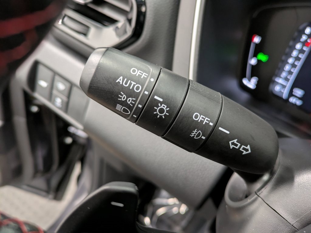 Used 2025 Honda Pilot Black Edition image 17