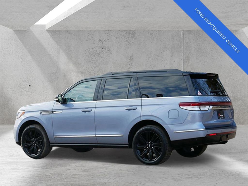 Used 2024 Lincoln Navigator Black Label image 4
