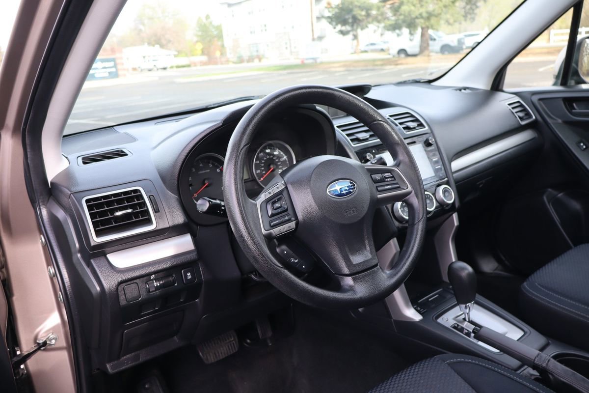 Used 2016 Subaru Forester 2.5i Premium w/ Protection Package #1 AWD/4WD image 15