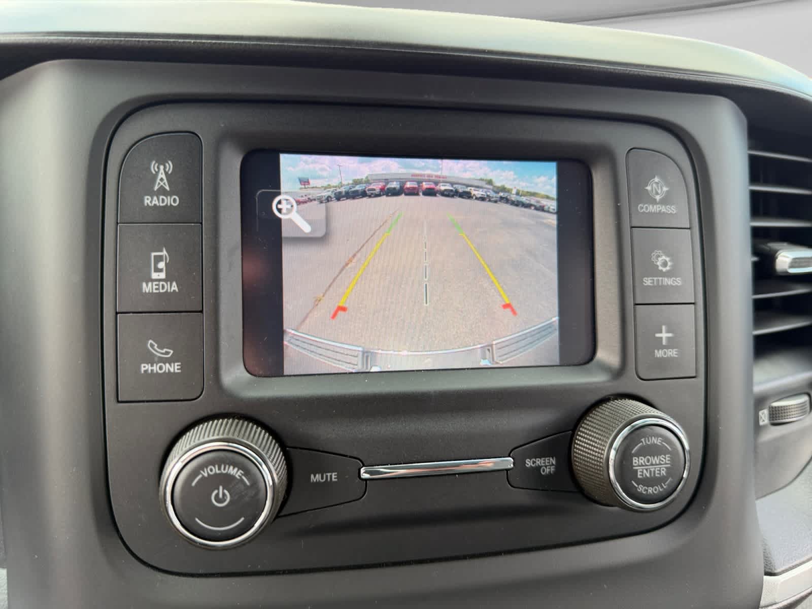 Used 2023 RAM 1500 Big Horn AWD/4WD image 18