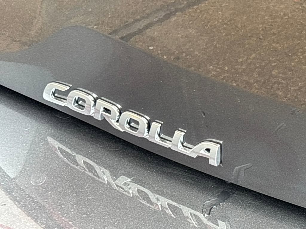 New 2026 Toyota Corolla SE image 31