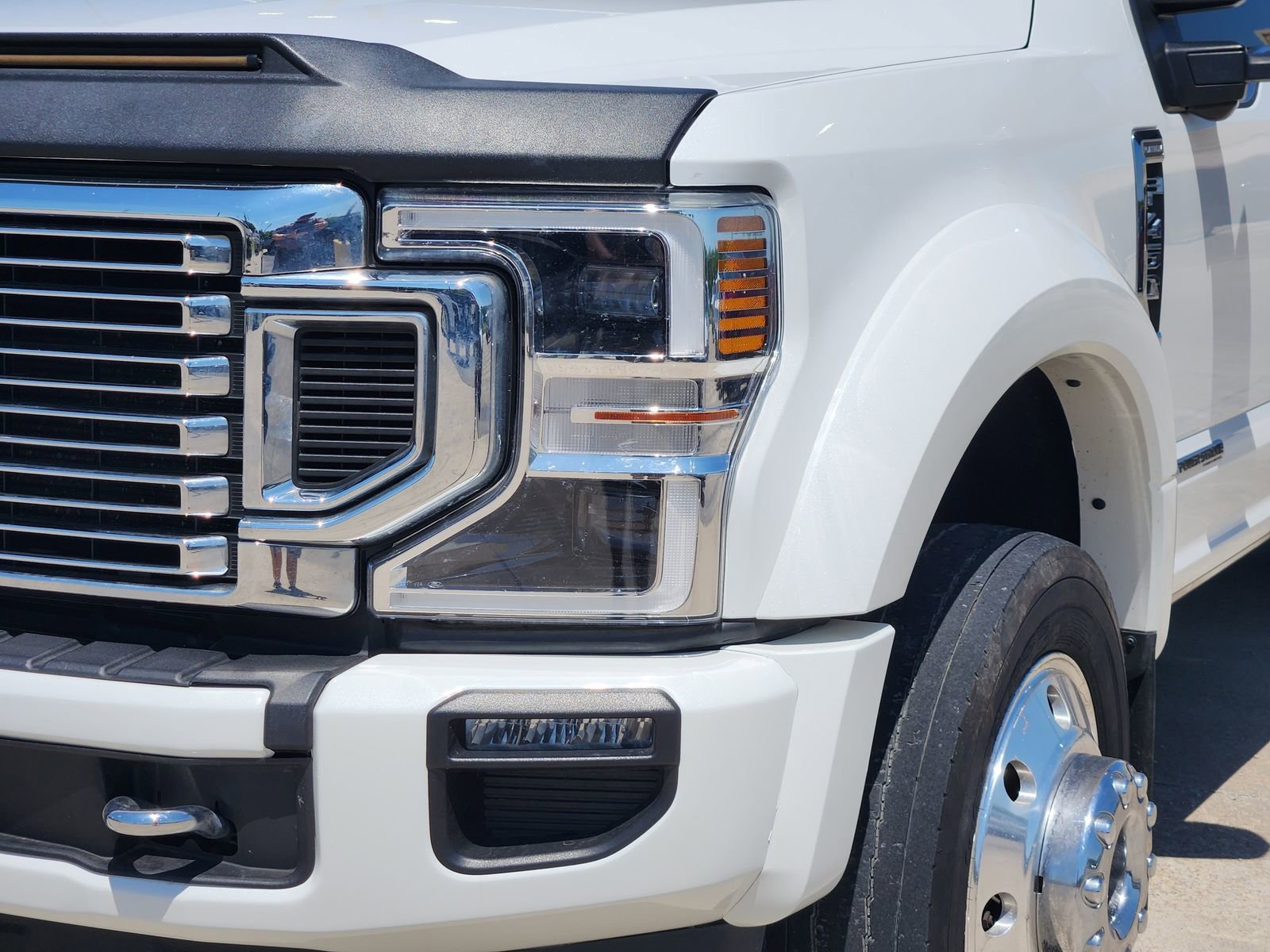 Used 2020 Ford F450 Platinum w/ FX4 Off-Road Package AWD/4WD image 10