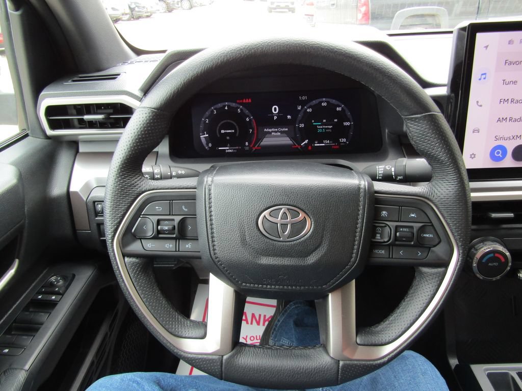 Used 2025 Toyota Tacoma TRD Off-Road AWD/4WD image 21