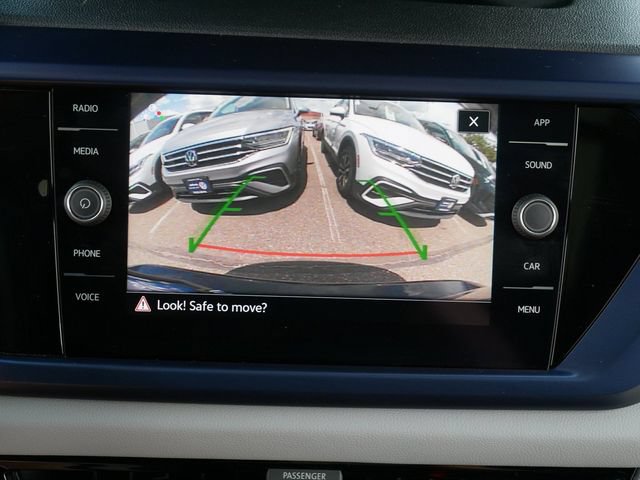 Certified 2022 Volkswagen Taos SE FWD image 29