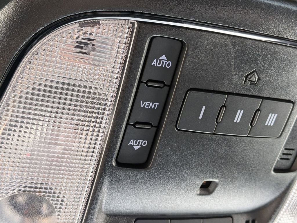 Certified 2024 Dodge Durango GT image 21