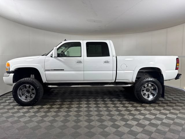 Used 2006 GMC Sierra 2500 SLE w/ Heavy-Duty Power Package AWD/4WD image 7