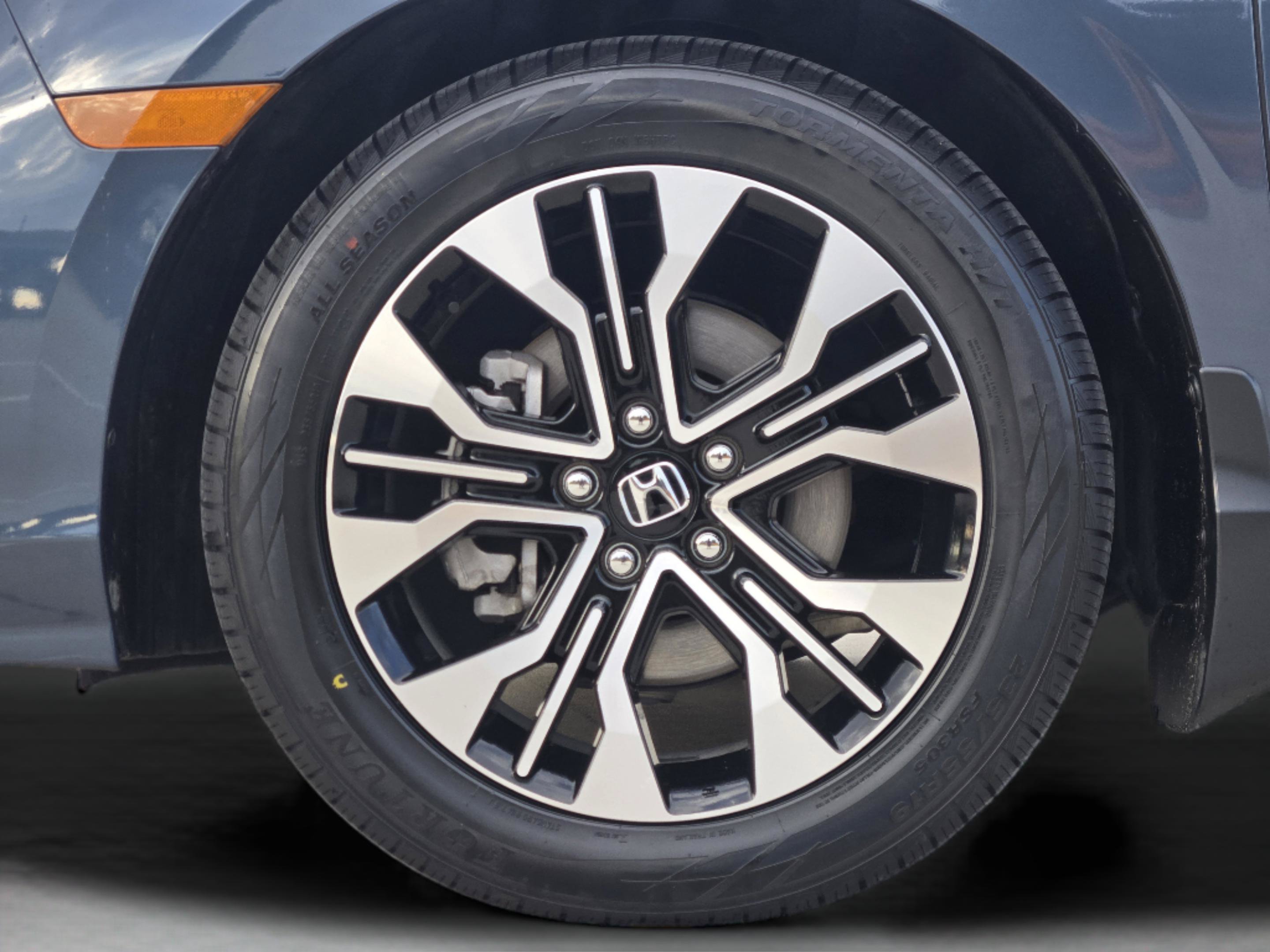 Certified 2025 Honda Odyssey Elite image 30