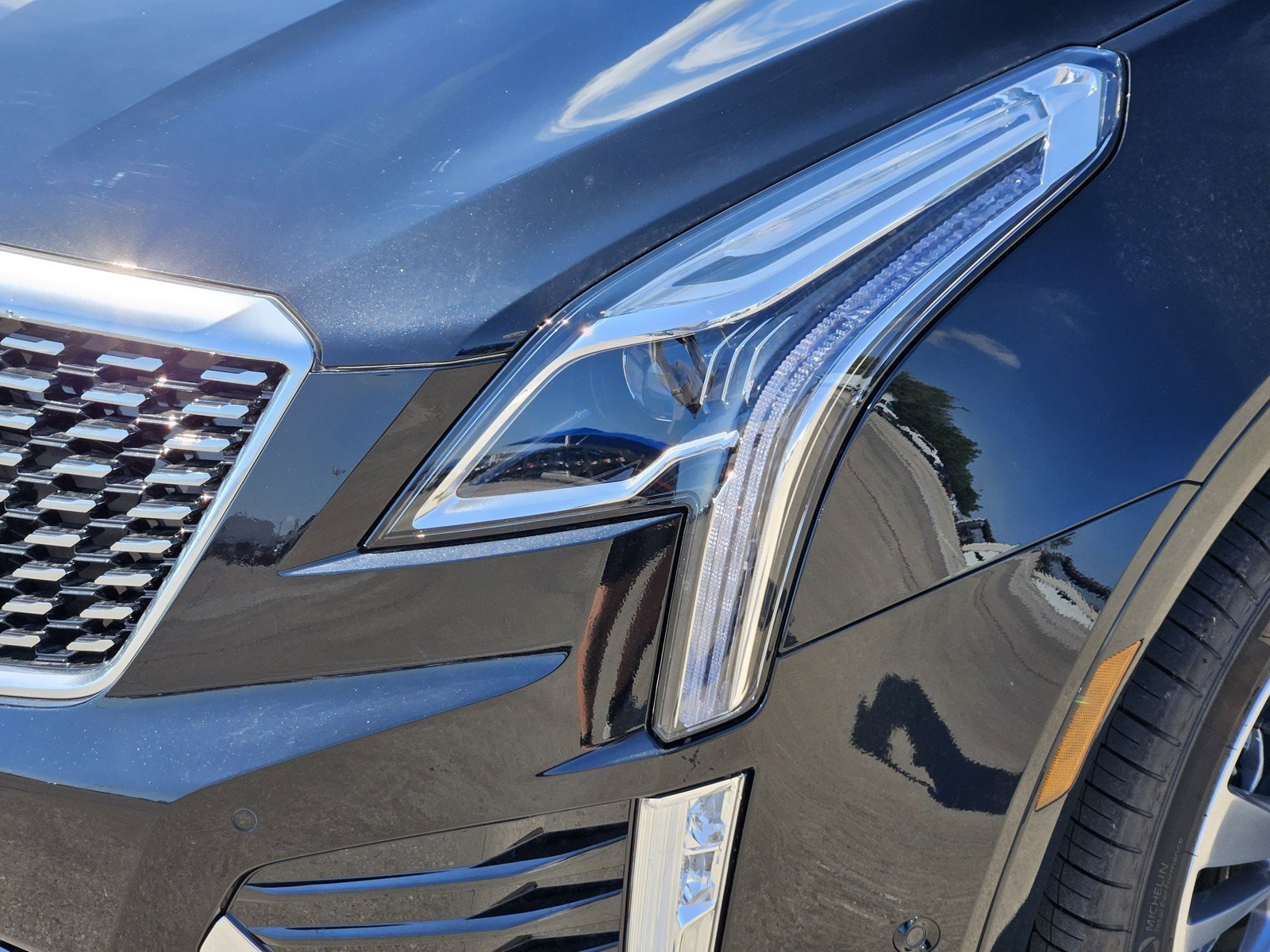 New 2026 Cadillac XT5 Premium Luxury w/ Driver Assist Package FWD image 5