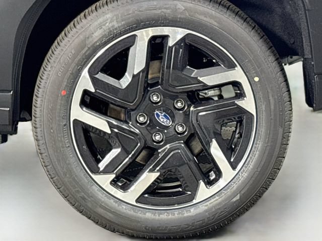 New 2026 Subaru Forester Premium AWD/4WD image 31