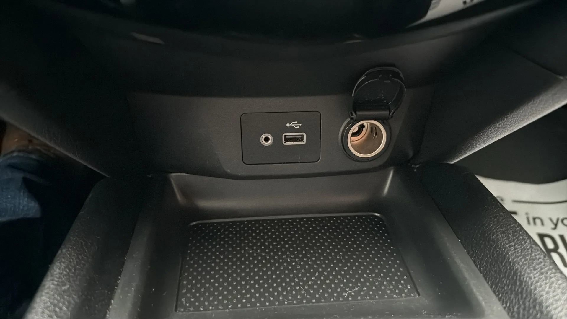 Used 2022 Nissan Rogue Sport SV image 23