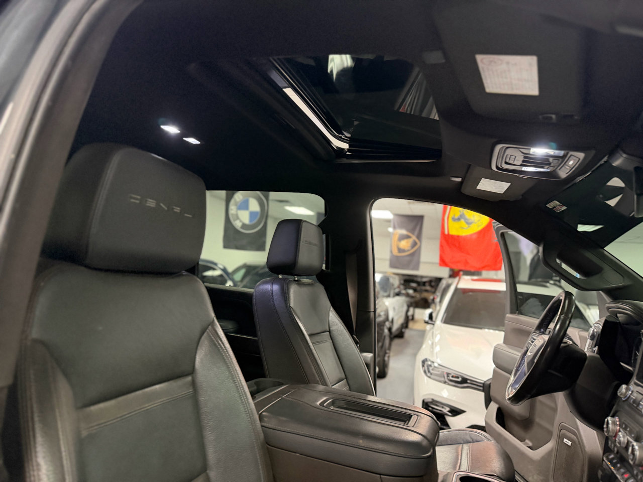 Used 2022 GMC Sierra 3500 Denali image 37