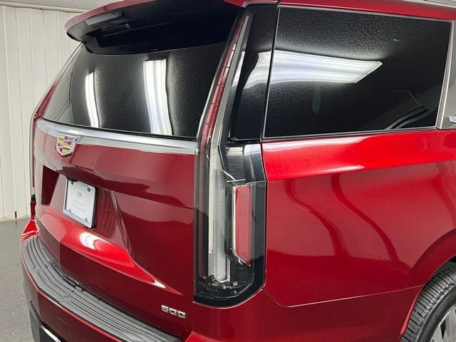 Certified 2024 Cadillac Escalade Premium Luxury w/ Performance Package AWD/4WD image 11