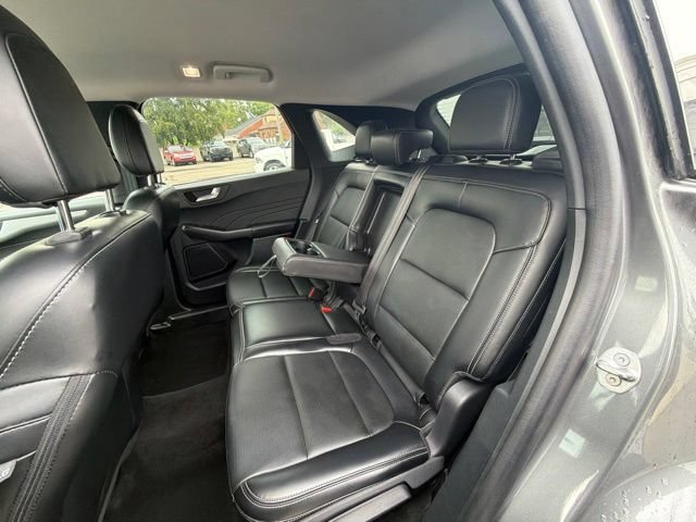 Certified 2025 Ford Escape Platinum AWD/4WD image 15