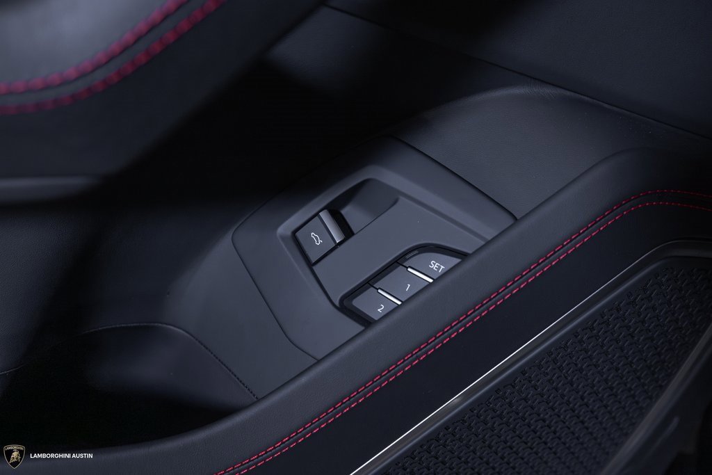 Used 2024 Lamborghini Urus S image 21