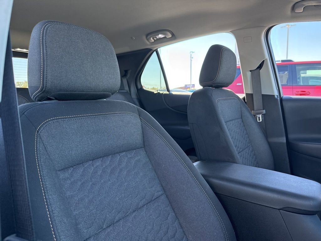 Used 2019 Chevrolet Equinox LT image 28