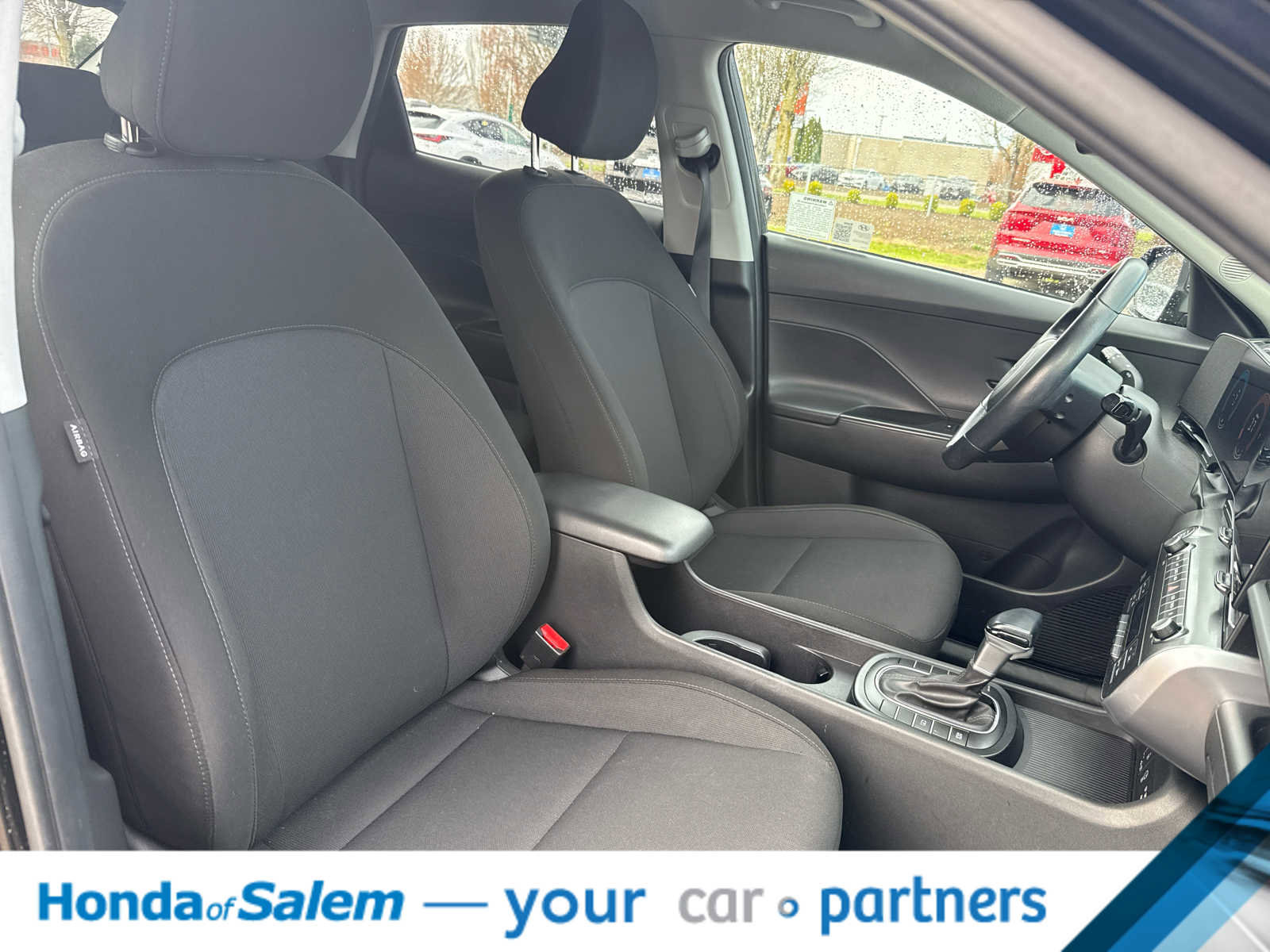 Used 2024 Hyundai Kona SEL image 14