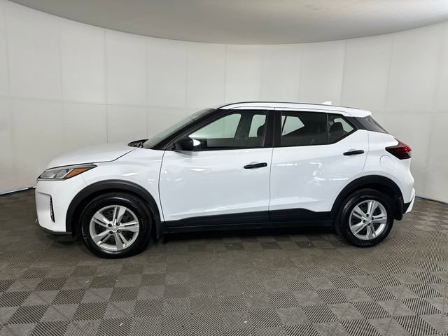Used 2025 Nissan Kicks Play S image 6