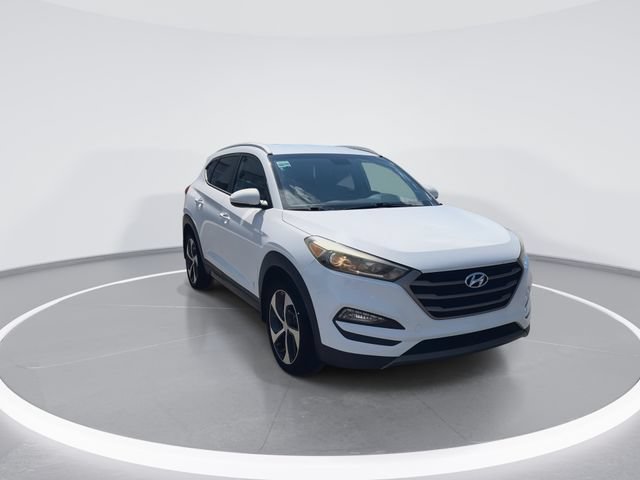 Used 2016 Hyundai Tucson Sport FWD image 2