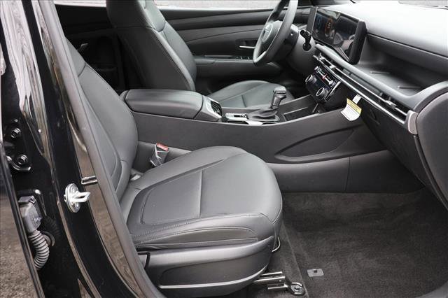 Certified 2025 Hyundai Santa Cruz SEL AWD/4WD image 28