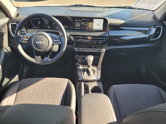 Used 2026 Kia Seltos S FWD image 14