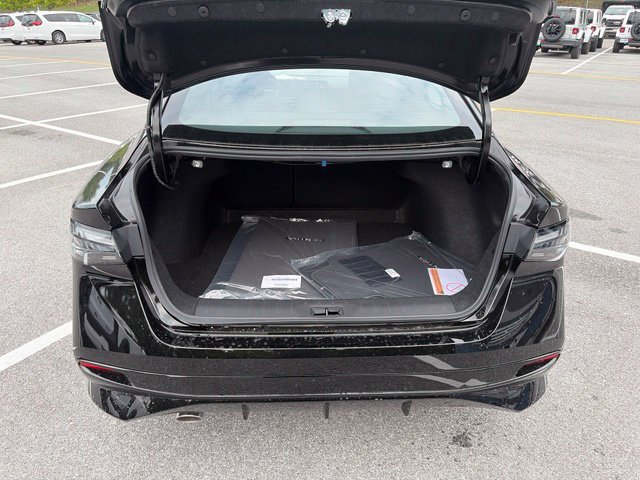 New 2027 Nissan Sentra SR w/ SR Premium Package FWD image 7