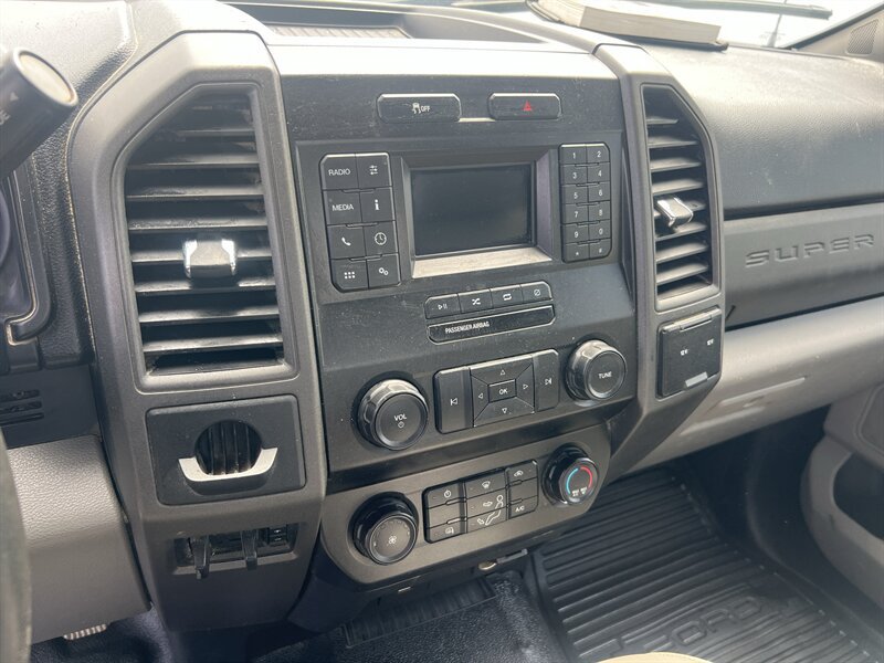 Used 2020 Ford F350 XL w/ Power Equipment Group RWD image 20