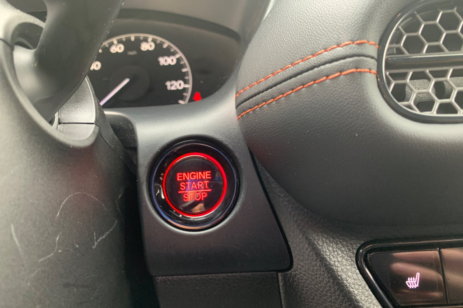 Used 2025 Honda HR-V Sport image 27
